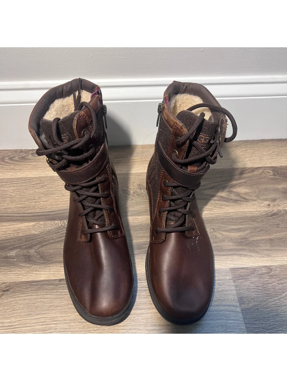 UGG Brown Shearling Ankle Boots Women's Size 7.5